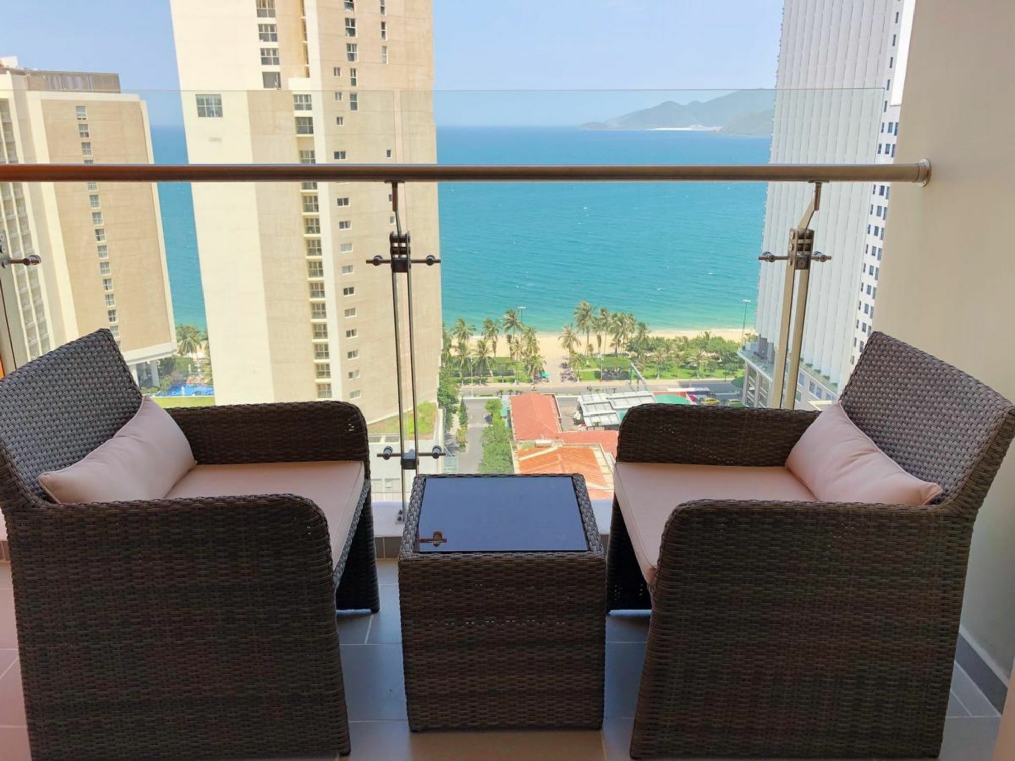 Parama Apartments Balcony Beachfront Nha Trang Exteriér fotografie